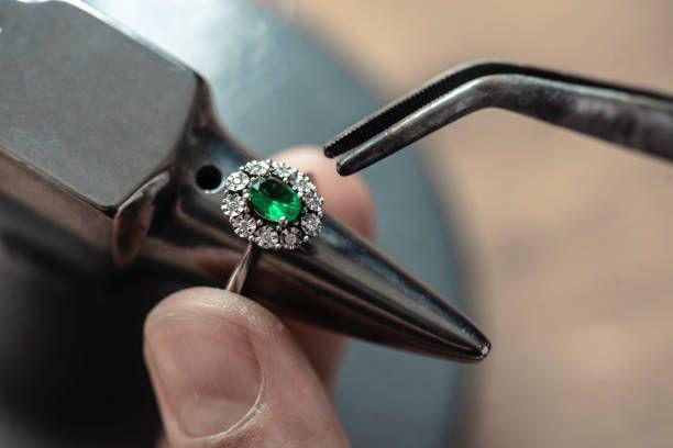 bijoux précieux.jpeg